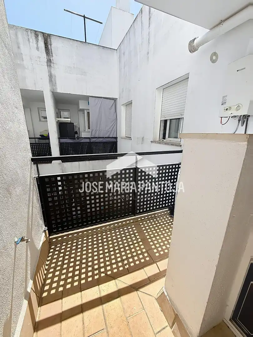 Balcony of Flat for sale in Arcos de la Frontera  with Air Conditioner, Heating and Storage room