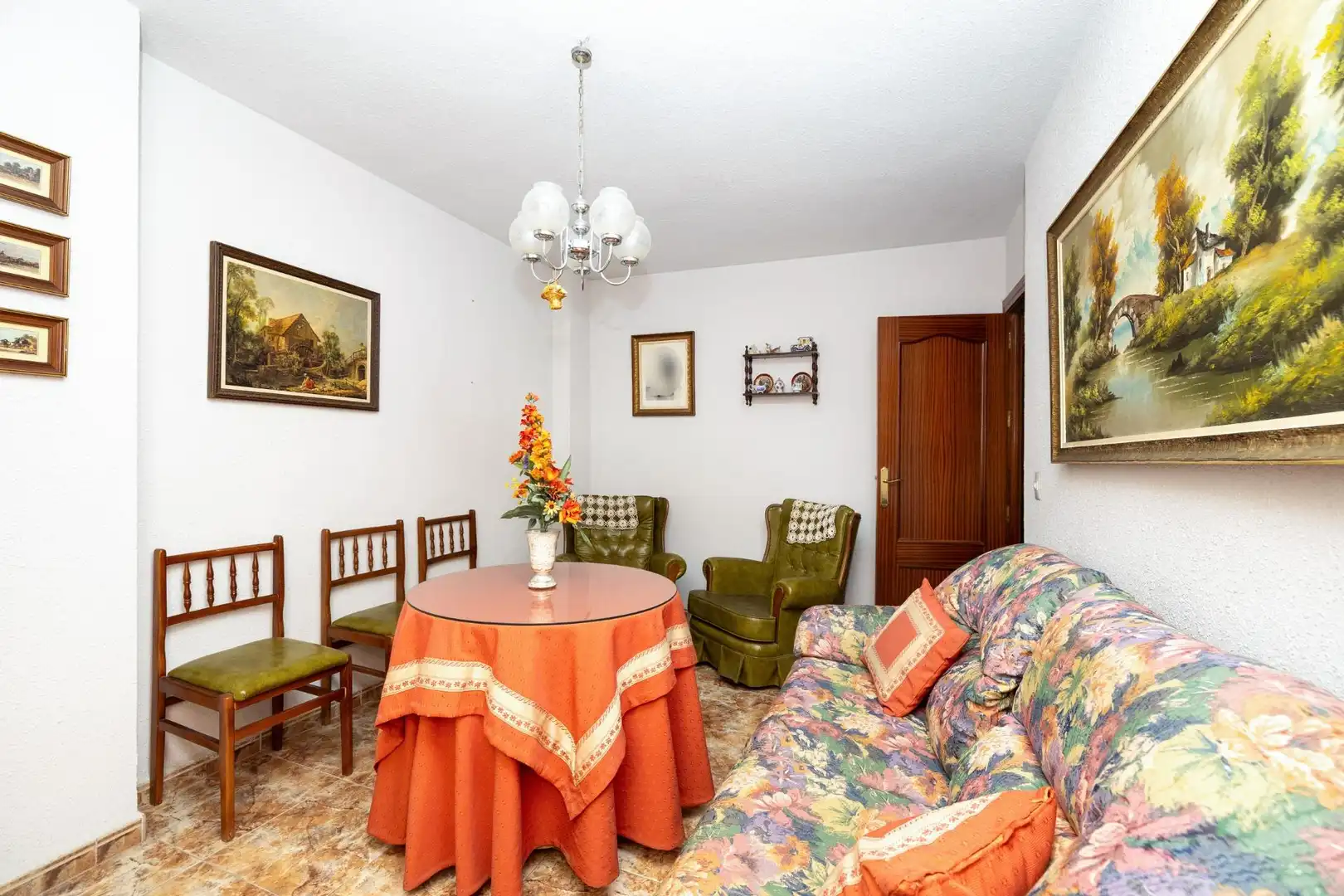 Sala de estar de Piso en venta en Granada con Balcón