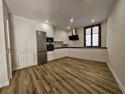 Kitchen of Flat to rent in Gernika-Lumo  with Balcony