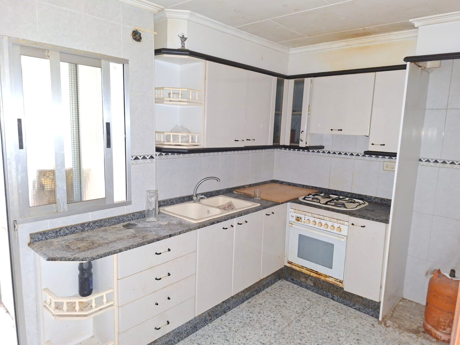 Cuina de Pis en venda en Alfafar amb Terrassa i Balcó