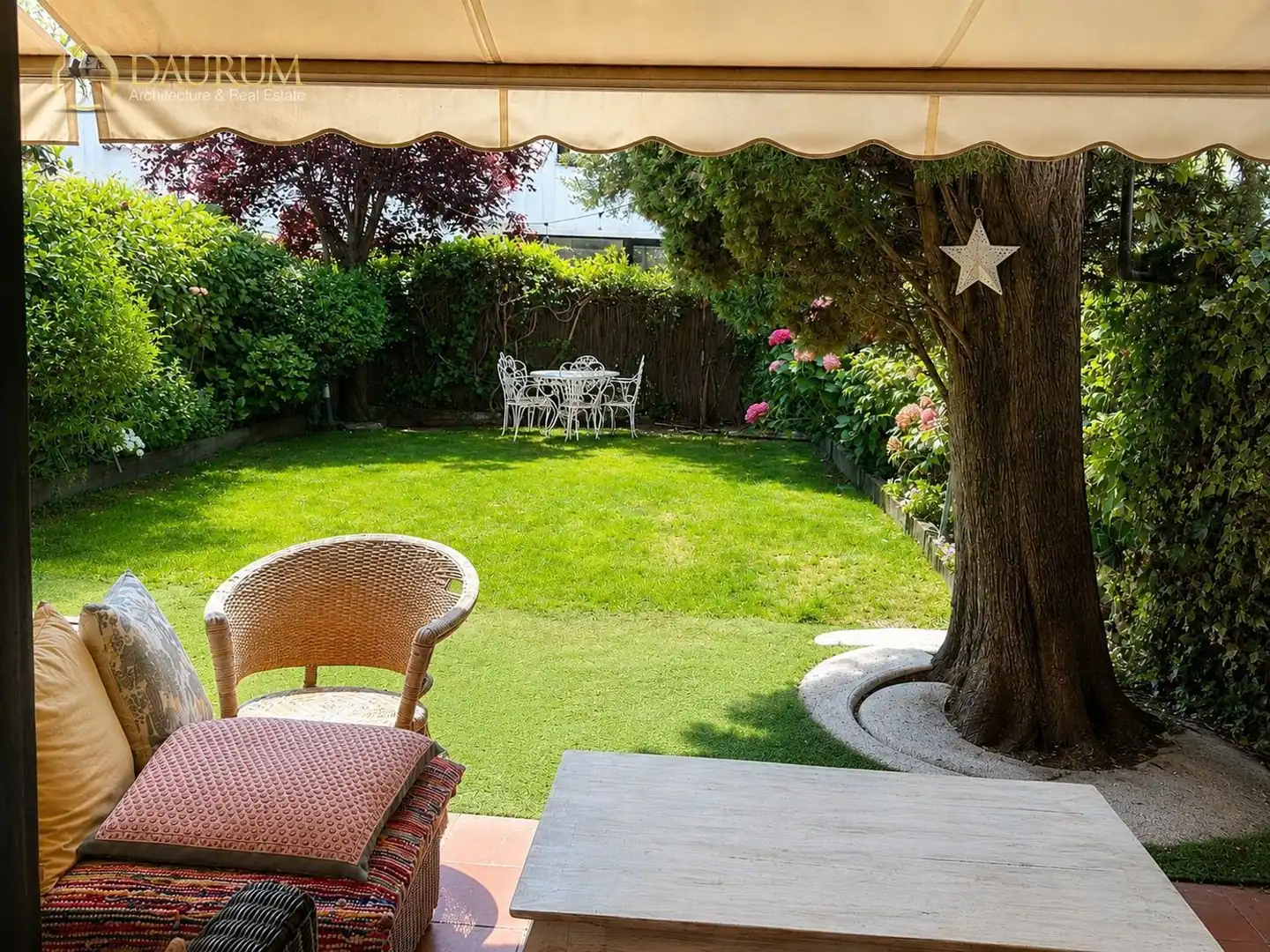 Maison mitoyenne avec piscine à vendre à Dalia