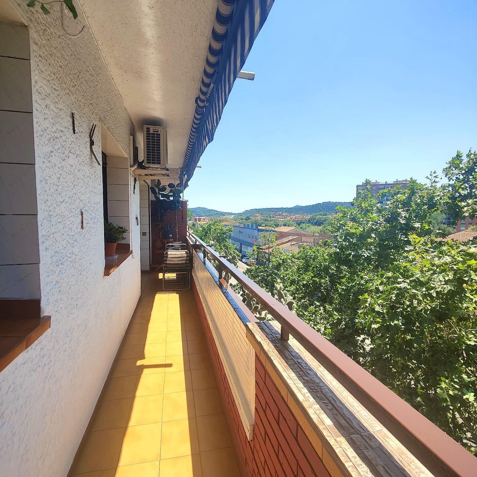 Exterior view of Flat for sale in Ripollet  with Air Conditioner and Balcony