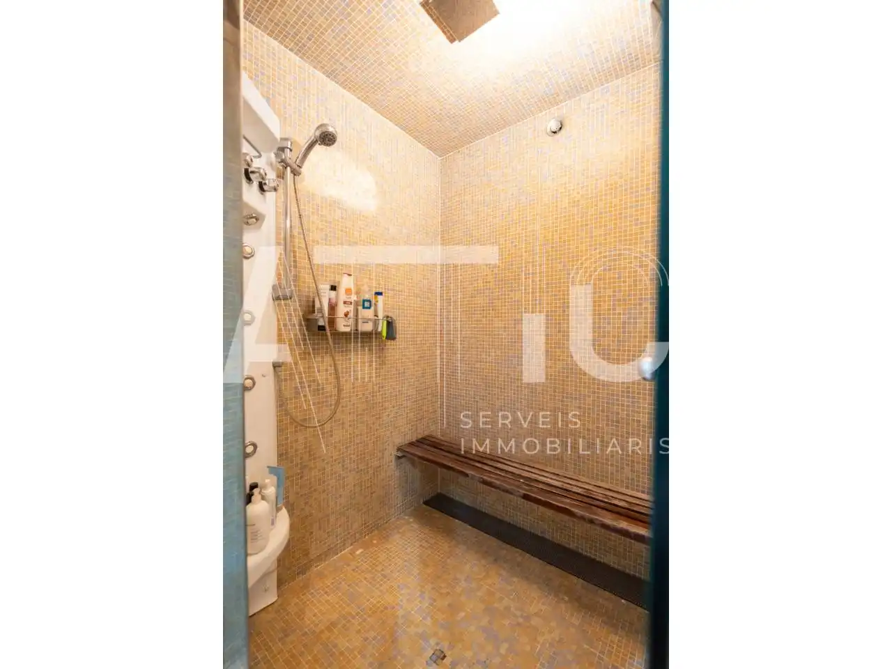 Bany de Casa o xalet en venda en Sabadell amb Aire condicionat, Calefacció i Parquet