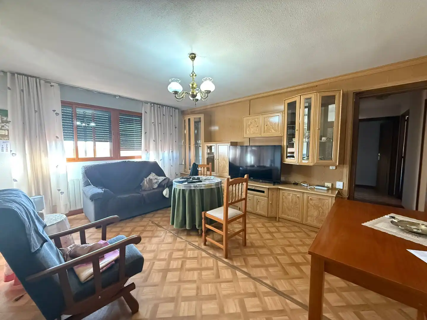 Sala de estar de Piso en venta en  Madrid Capital con Aire acondicionado, Calefacción y Jardín privado