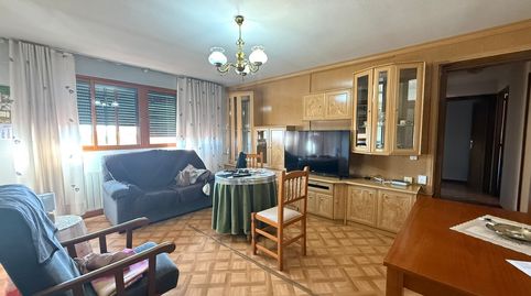 Foto 2 de Piso en venta en Avenida de Pablo Neruda, 98, Portazgo, Madrid Capital