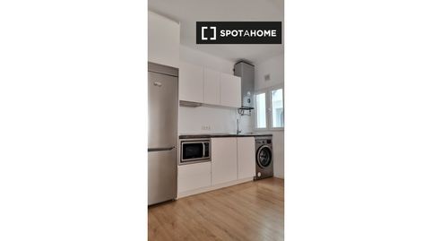Foto 3 de Habitación en La Goleta - San Felipe Neri, Málaga Capital