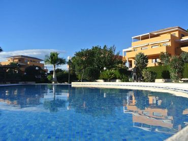 Apartament amb piscina de lloguer a El Montgó