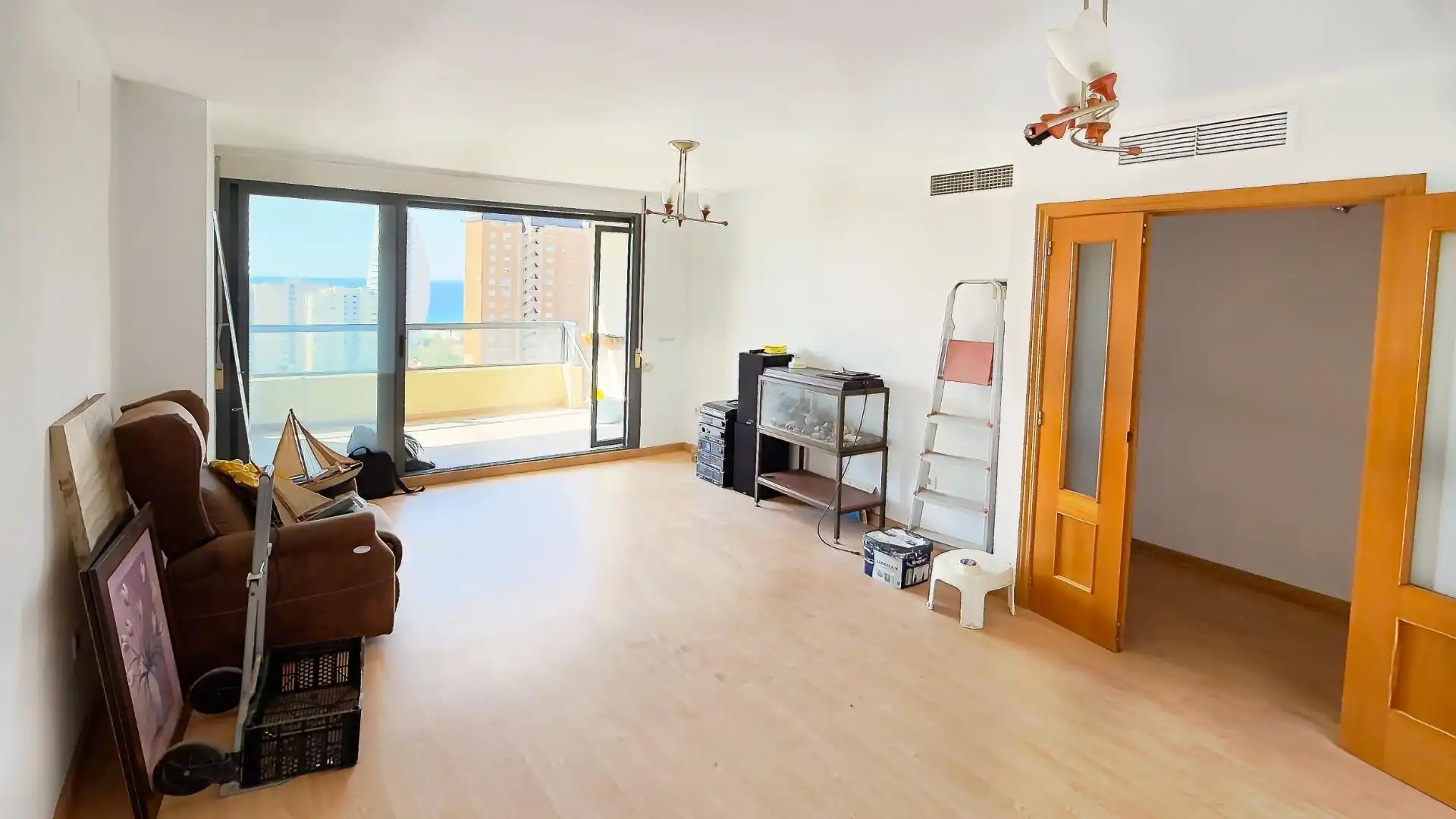 Sala de estar de Piso en venta en Benidorm con Aire acondicionado, Jardín privado y Terraza