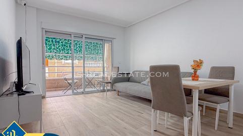 Foto 4 de Apartament en venda a Centro - Muelle Pesquero, Alicante