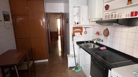 Foto 3 de Edifici en venda a Nicomedes Martin Mateos, Flores de Sil - La Placa, Ponferrada