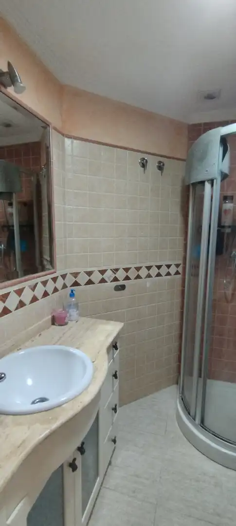 Bathroom of Flat for sale in Telde  with Storage room and Oven