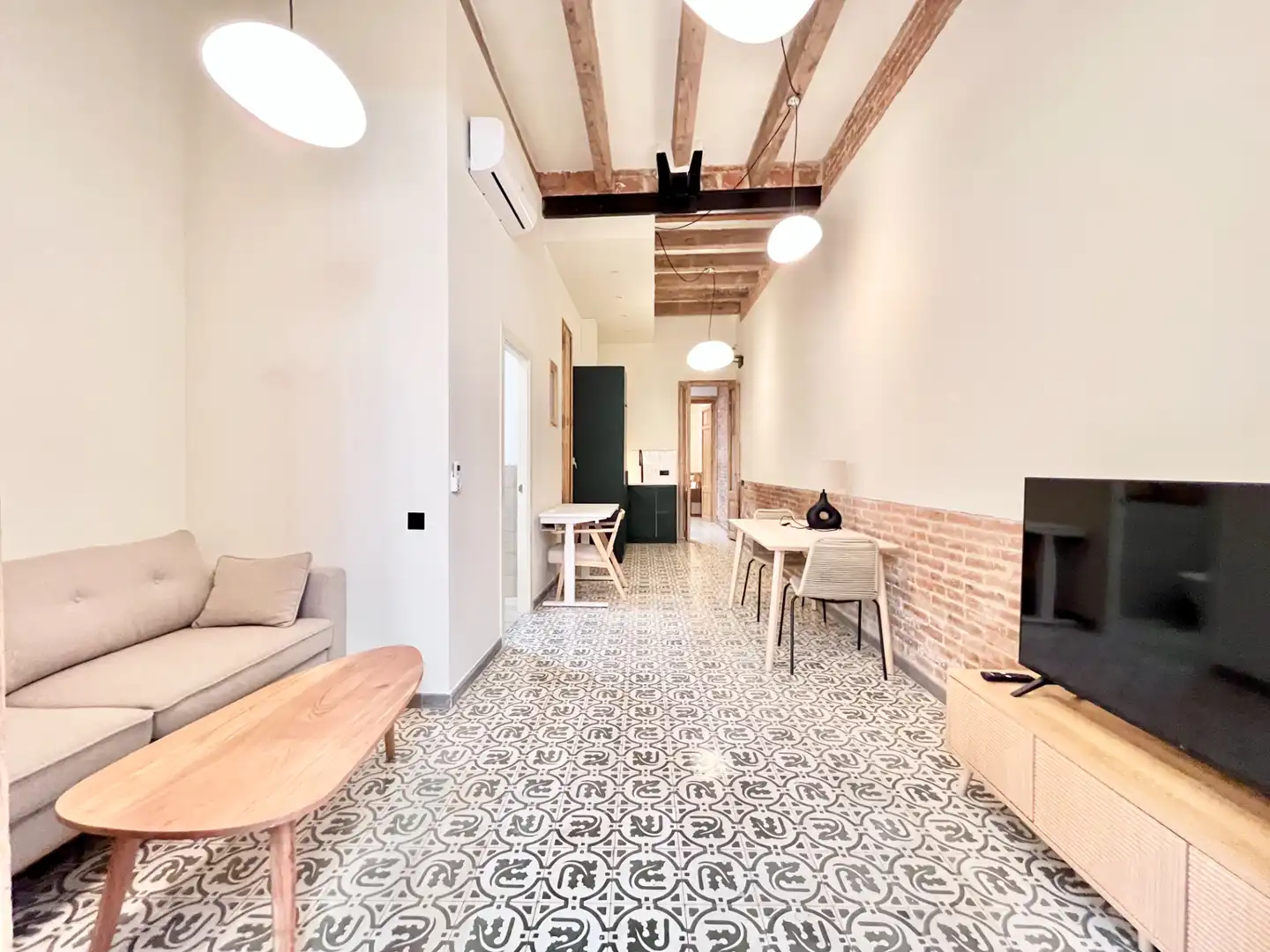 Living room of Study for rent in Barcelona  with Air Conditioner, Heating and Terrace