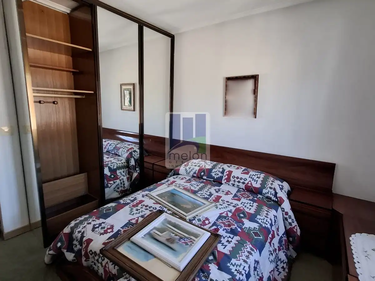 Habitación de Piso en venta en Burgos con Trastero