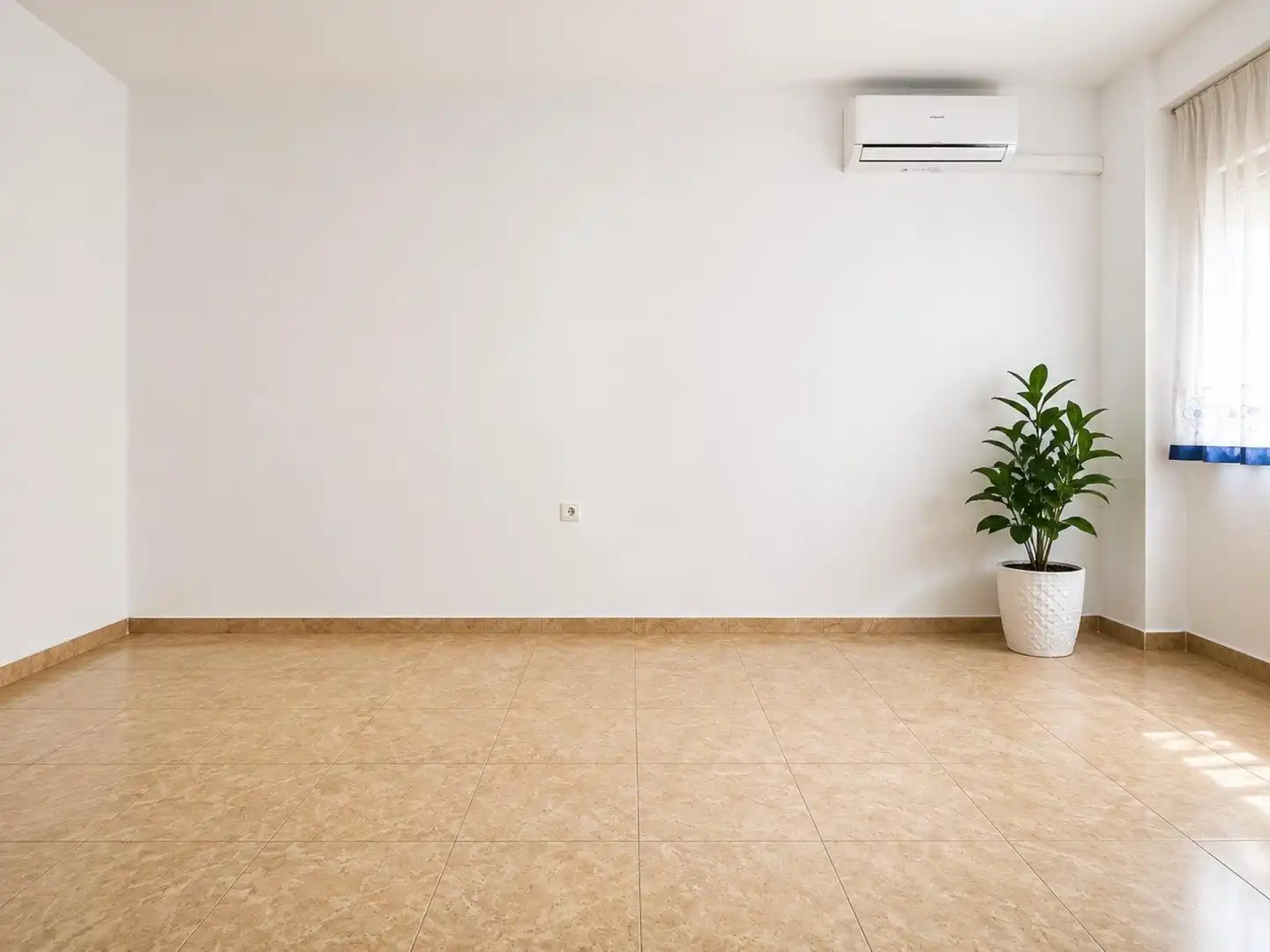 Living room of Flat for sale in Xirivella  with Air Conditioner, Heating and Terrace