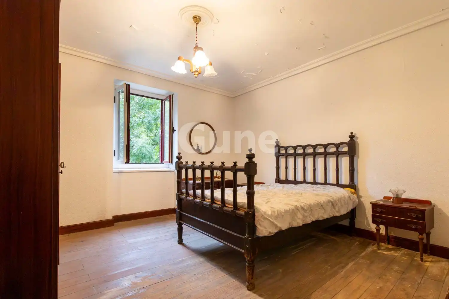 Bedroom of Houses for sale in Zaldibia, Gipuzkoa