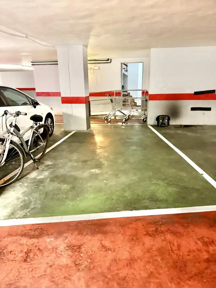 Flat for rent in Camí dels Reis, Zona los Colegios