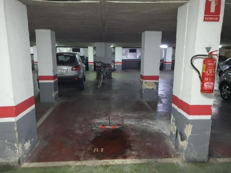 Aparcament de Garatge en venda en  Valencia Capital