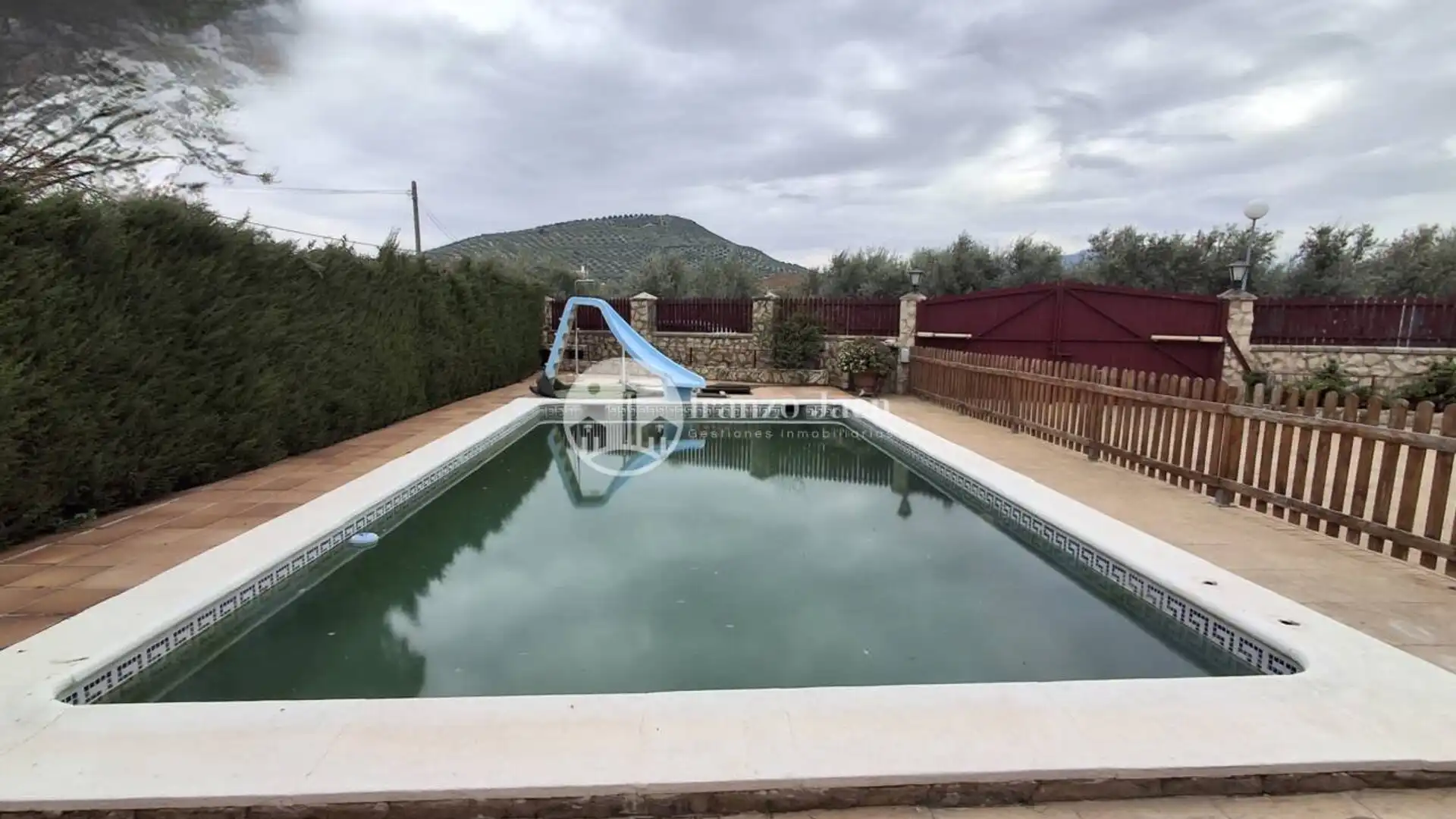Piscina de Casa o chalet en venta en  Jaén Capital con Aire acondicionado, Calefacción y Jardín privado