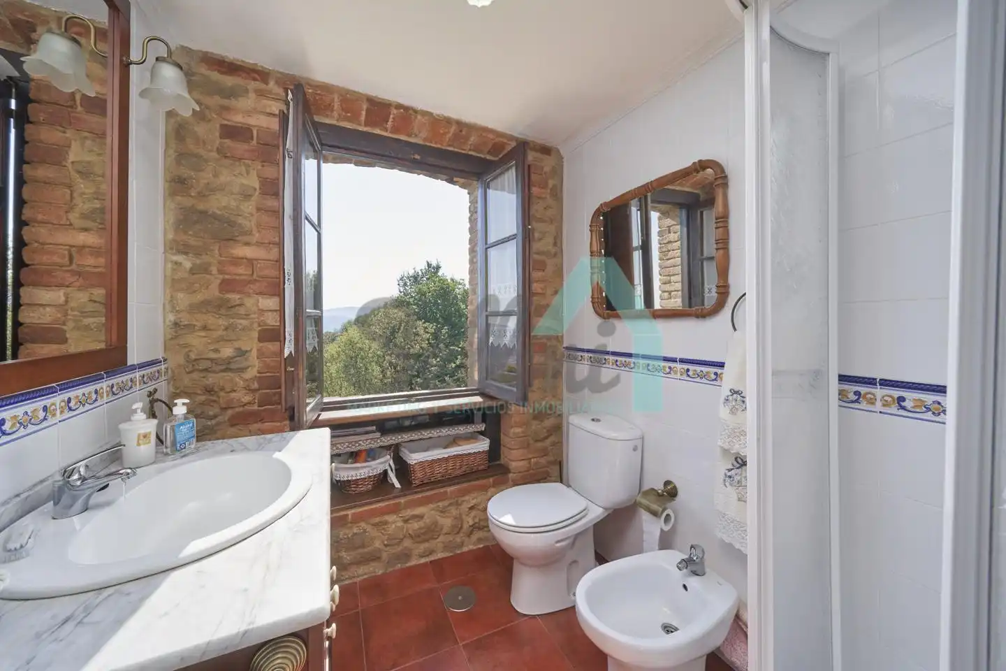 Bathroom of Houses for sale in Langreo  with Private garden and Balcony