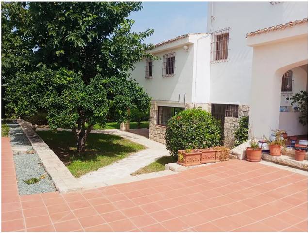 Casa-chalet en Venta en Alicante Golf