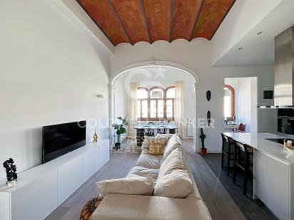 Living room of Flat for sale in  Barcelona Capital  with Terrace and Swimming Pool