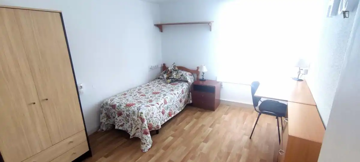 Schlafzimmer von Wohnungen zur untervermieten in Castellón de la Plana / Castelló de la Plana mit Klimaanlage, Heizung und Möbliert