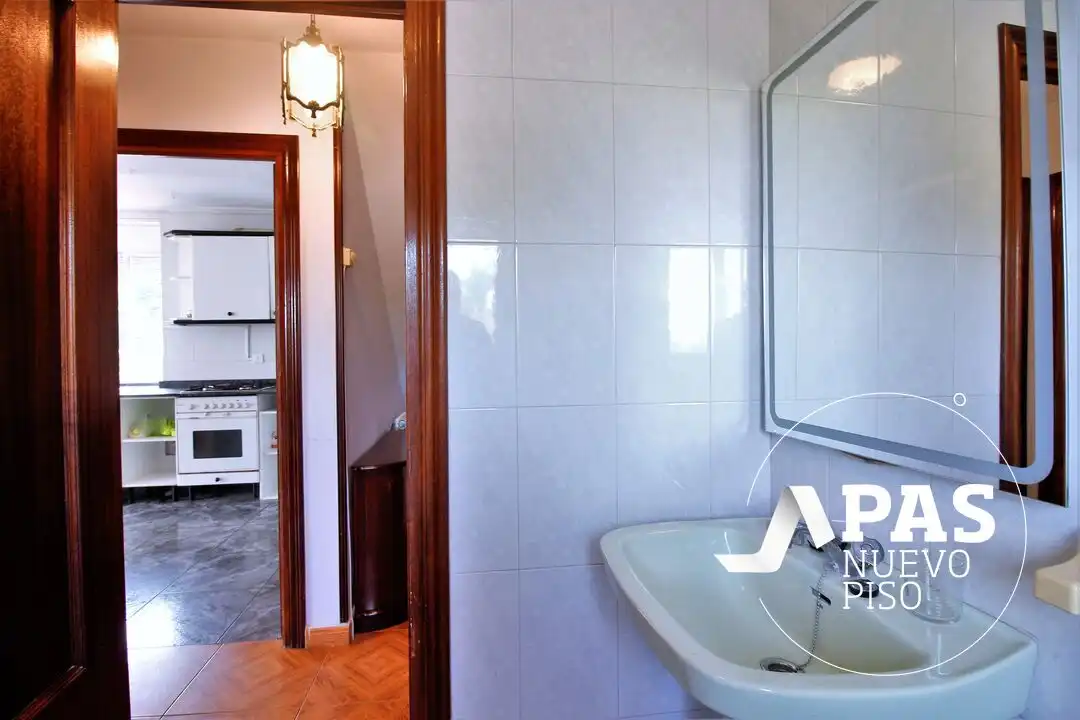 Baño de Casa o chalet en venta en Riotuerto con Calefacción, Jardín privado y Terraza