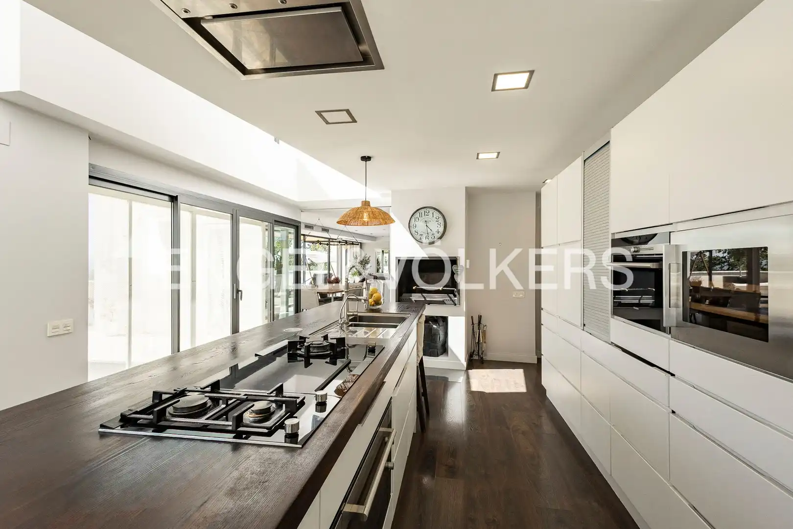 Cocina de Casa o chalet de alquiler en Barcelona con Aire acondicionado, Calefacción y Jardín privado