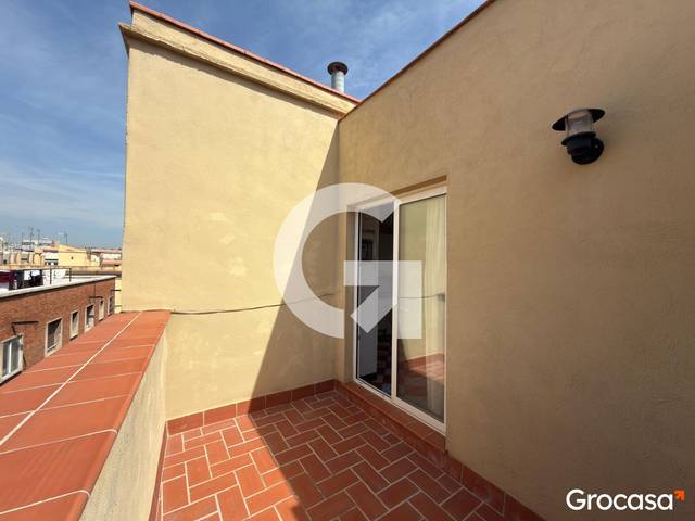 Ático en Venta en CL ROS DE OLANO en Vila de Gràcia