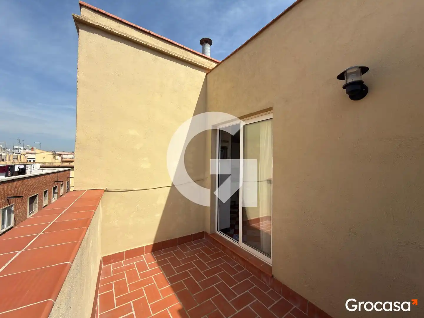 Terraza de Ático en venta en  Barcelona Capital con Terraza, Horno y Lavadora