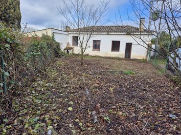 Detached house with garden for sale in Calle Lagunillas 19