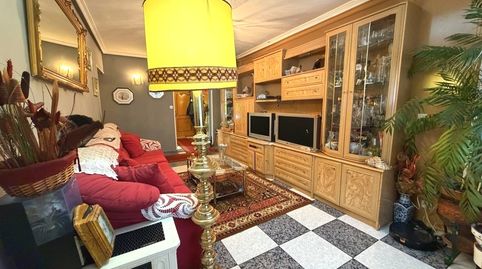 Foto 2 de Piso en venta en Calle Menéndez de Avilés, Reyes Católicos, Alcalá de Henares