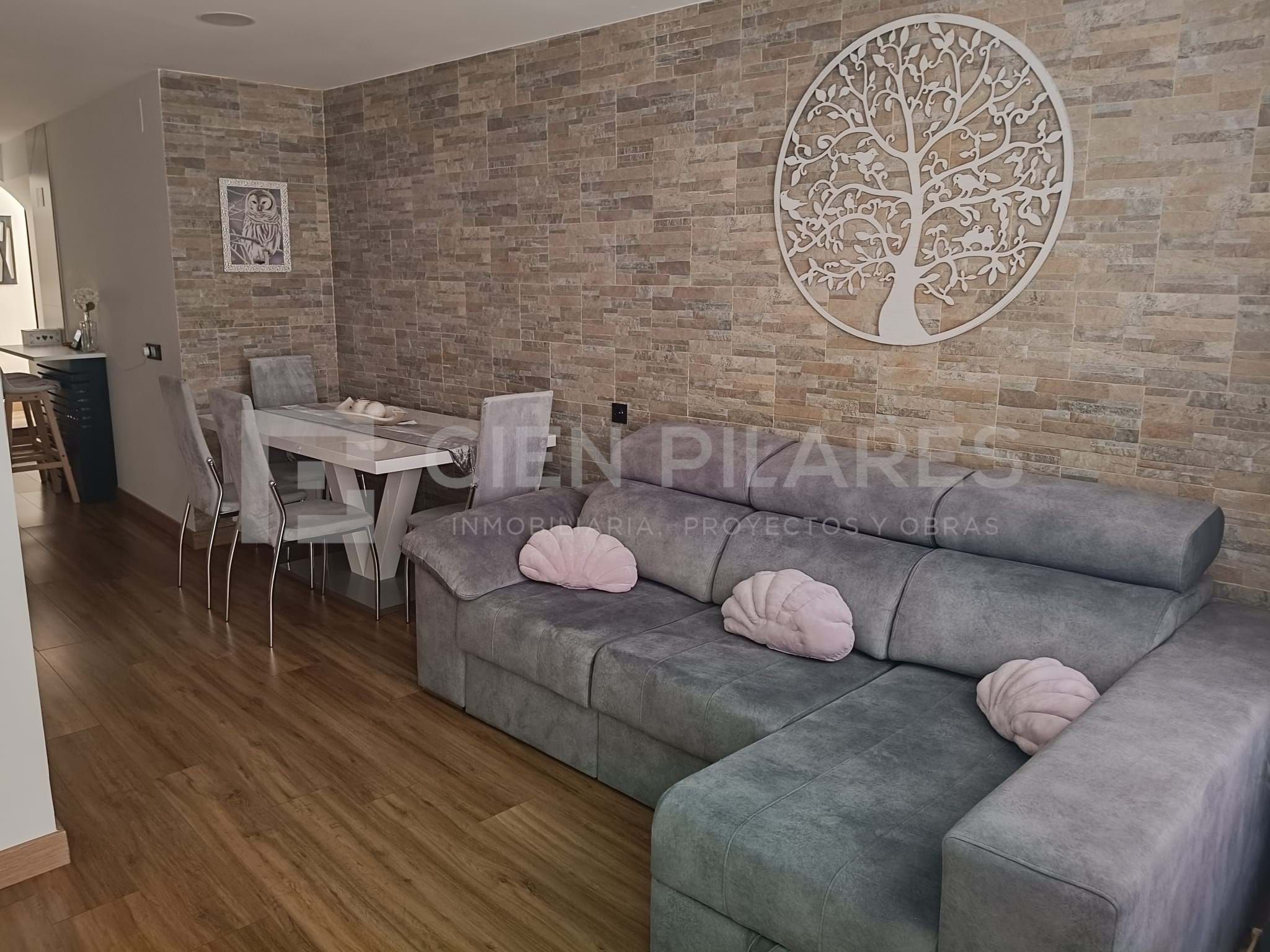 Sala de estar de Casa adosada en venta en Bergasa con Aire acondicionado, Calefacción y Terraza