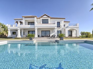 Casa con piscina in vendita a Benahavís pueblo