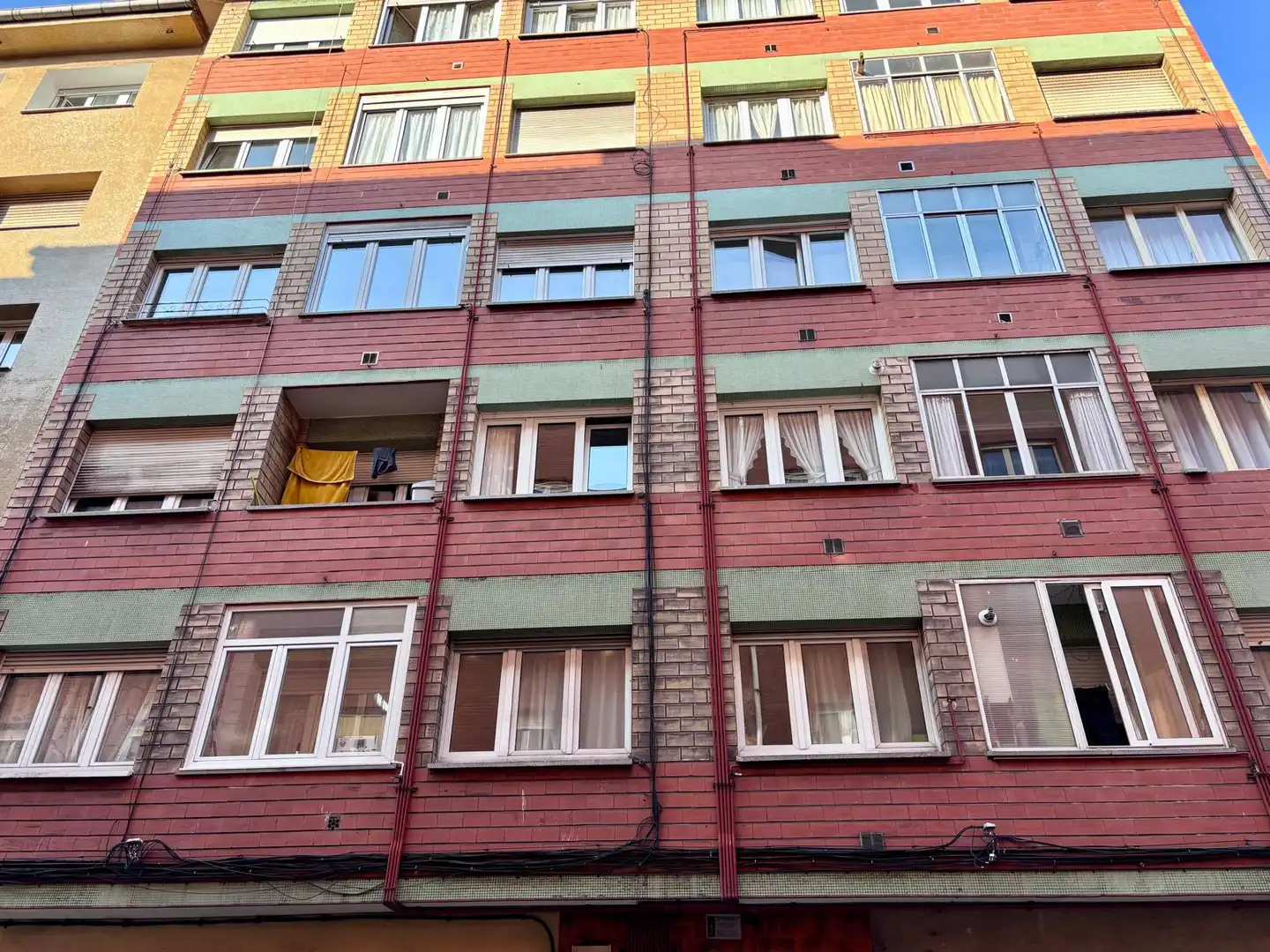 Vista exterior de Piso en venta en Gijón  con Calefacción, Parquet y Amueblado