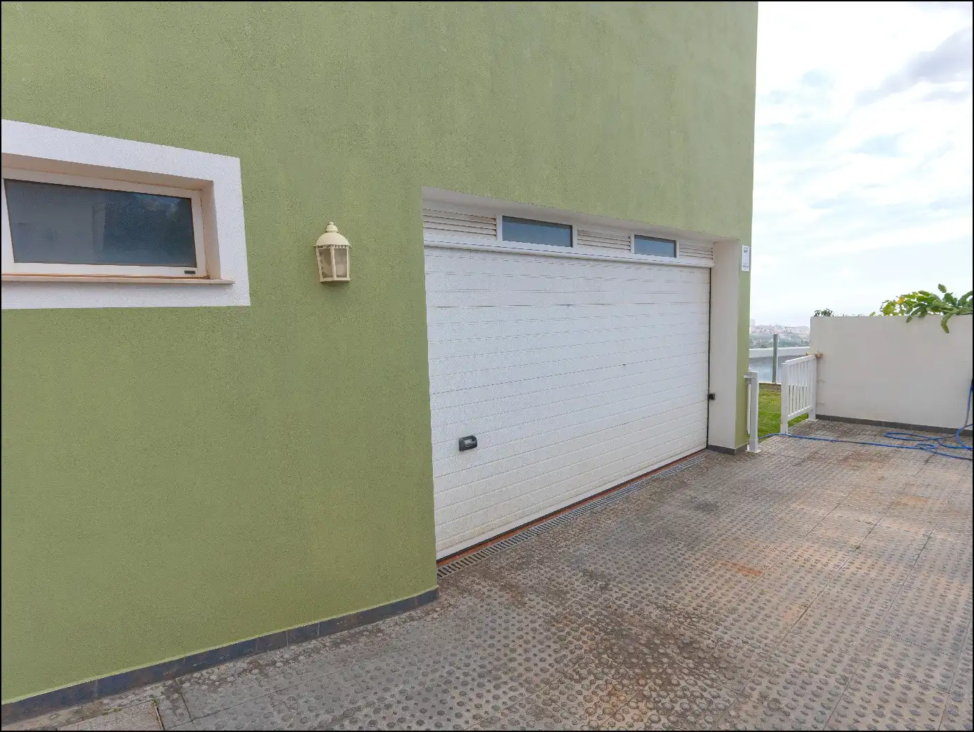 Vista exterior de Casa o xalet en venda en La Orotava amb Jardí privat, Terrassa i Traster