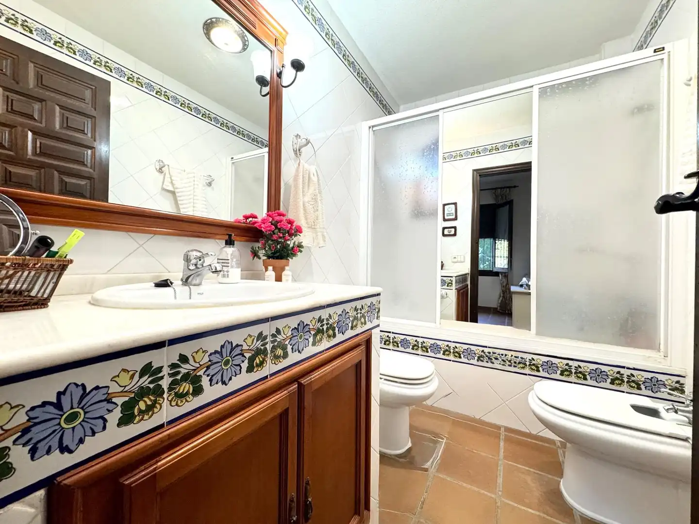 Bathroom of Houses for sale in Mutxamel  with Air Conditioner, Private garden and Terrace