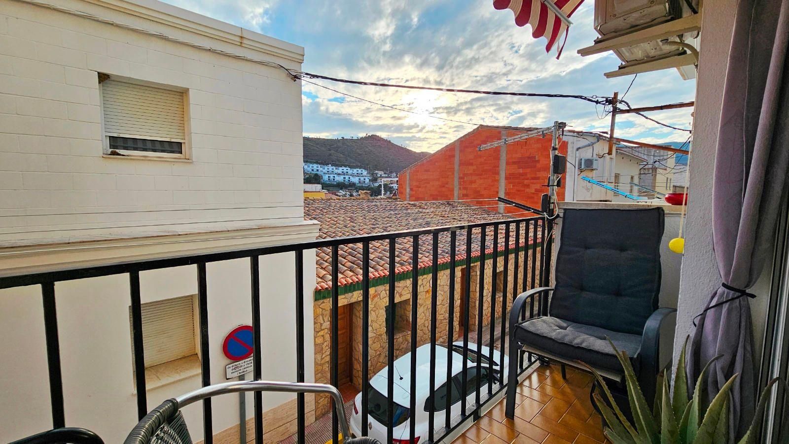 Vista exterior de Apartament en venda en Colera amb Aire condicionat i Balcó