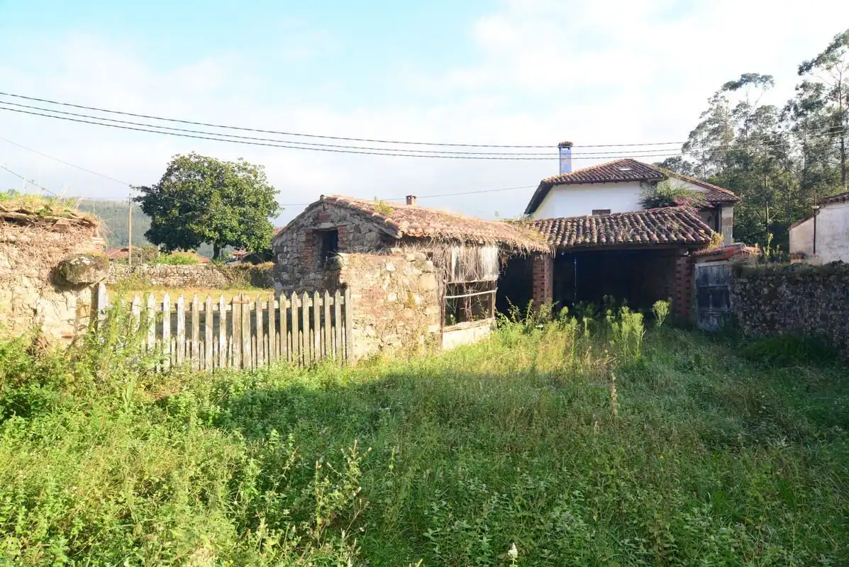 Casa rústica amb jardí en venda a Vibaña - Ardisana - Caldueño, imagen 3