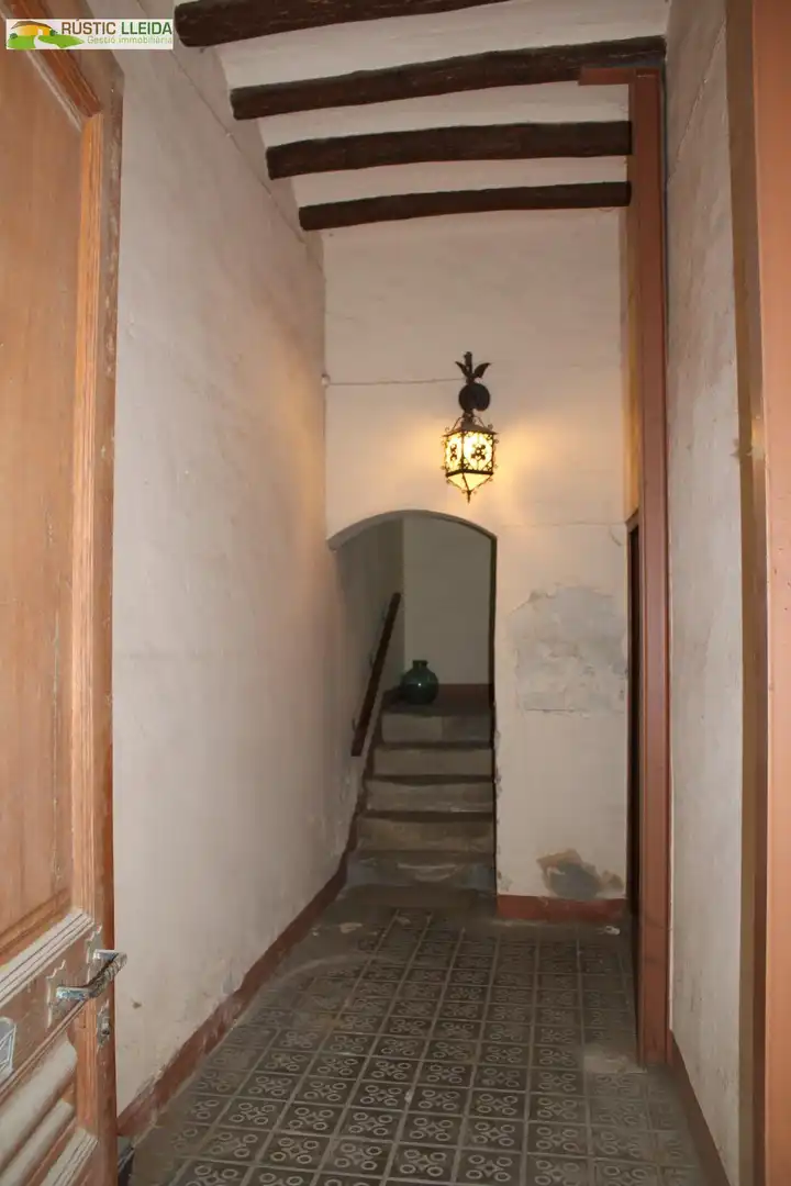 Detached homes for sale in Tàrrega