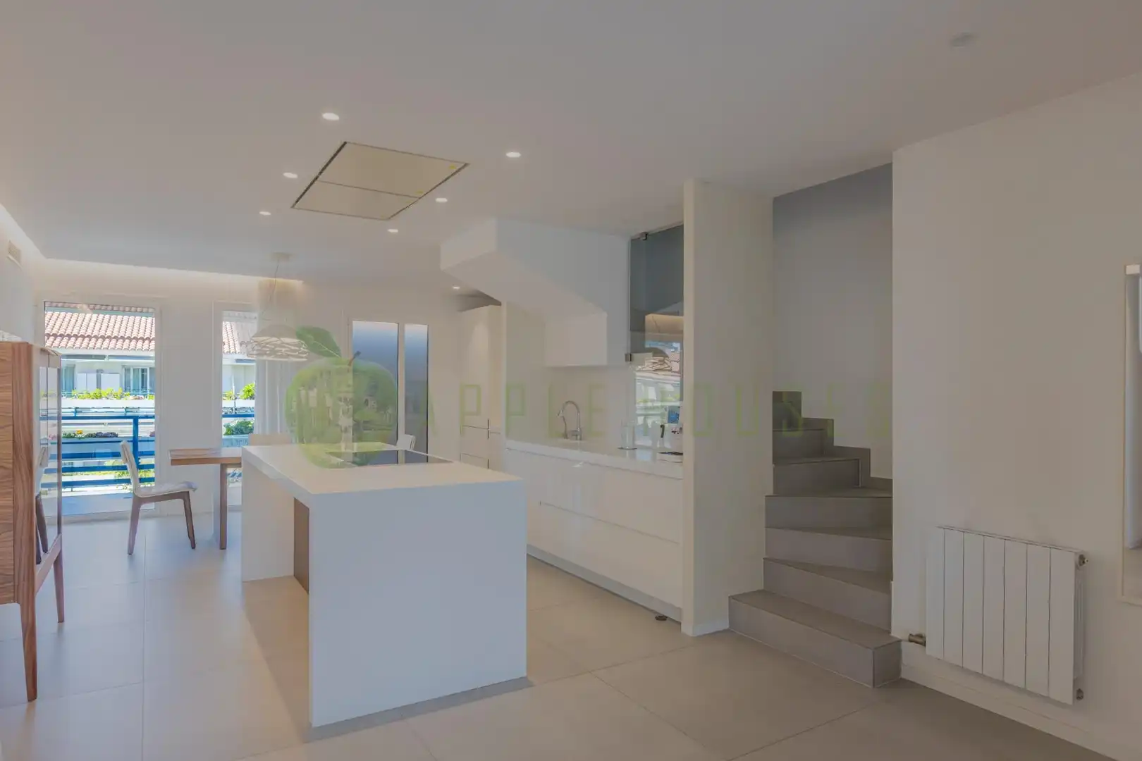Kitchen of Attic for sale in Sitges  with Air Conditioner, Heating and Terrace