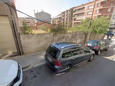 Lands and plots for sale in CARRER TORTONYES 
 MANRESA (BARCELONA)