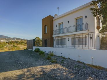 Maison avec balcon à louer à Camino de la Granadilla 41