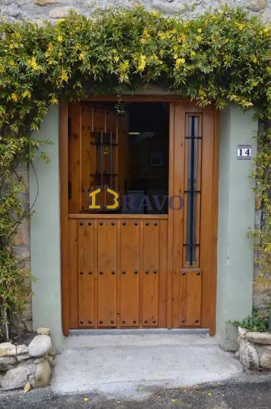 Casa adosada en venta en Merindad de Cuesta-Urria