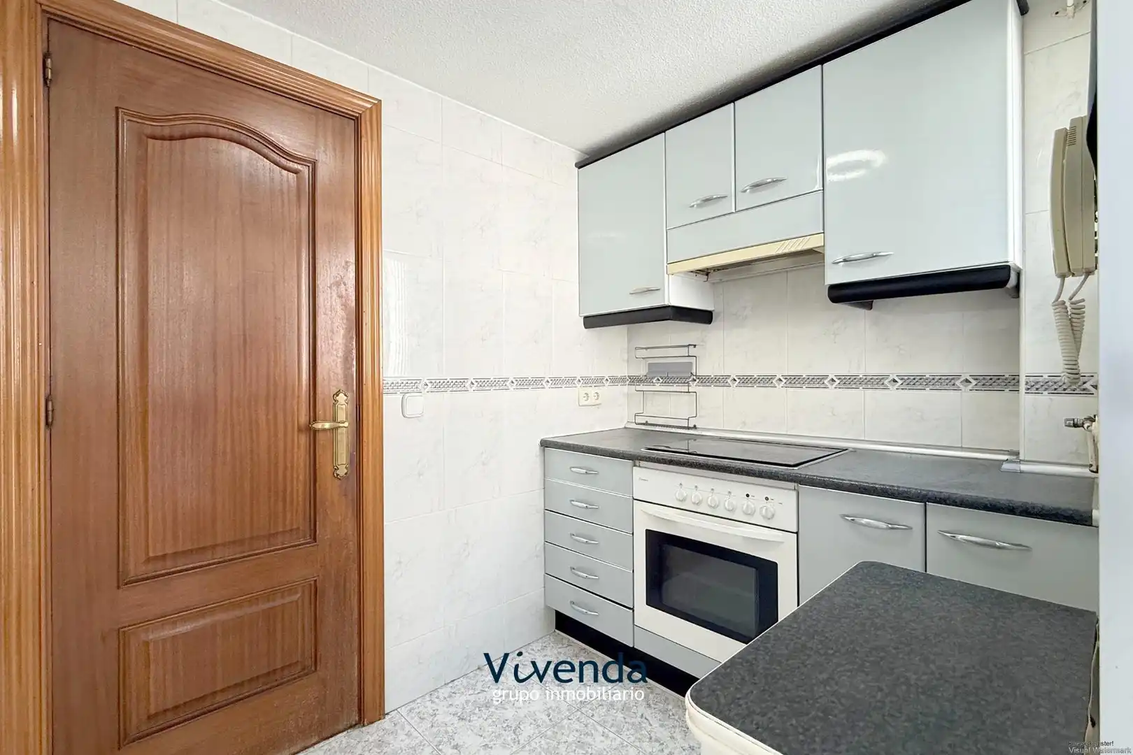 Kitchen of Flat for sale in Móstoles  with Air Conditioner, Heating and Terrace