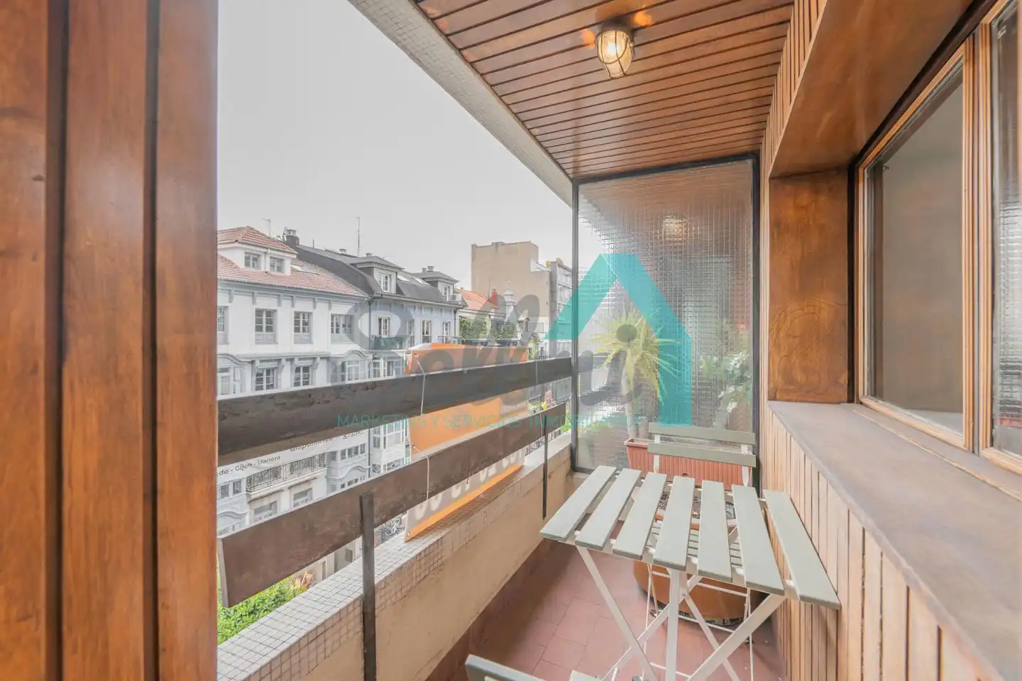 Terrasse von Wohnung zur Miete in Oviedo  mit Heizung, Parkett und Terrasse