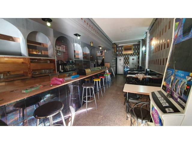 Local comercial en Alquiler en La Avanzada - La Cueva