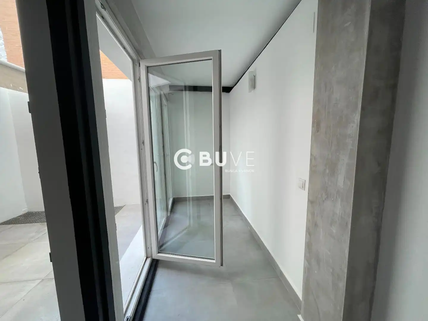 Houses for sale in Sevilla  with Air Conditioner, Terrace and Swimming Pool