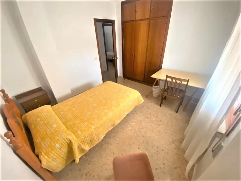 Flat for rent in BONDAD, Centro
