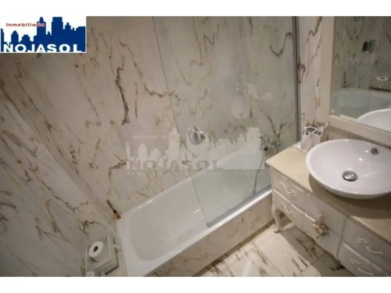 Badezimmer von Wohnung zur Miete in Noja mit Heizung, Privatgarten und Terrasse